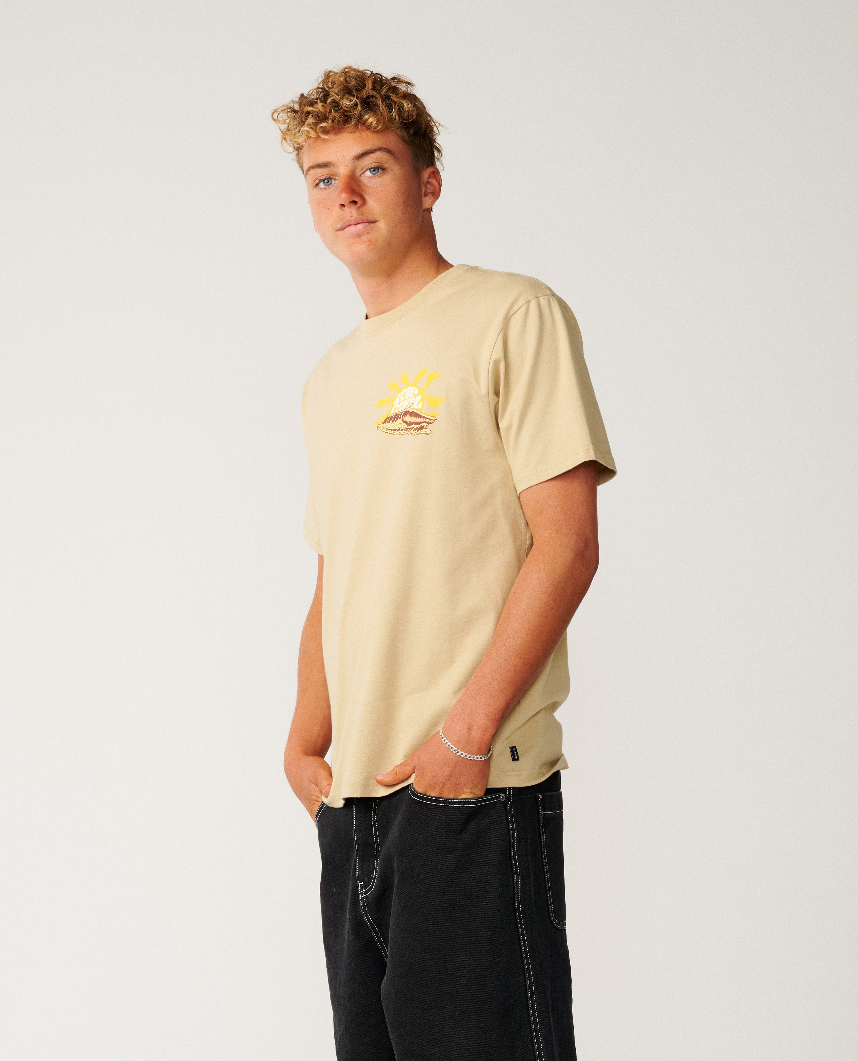 Rip Curl Surf Trip Relaxed Fit T-Shirt