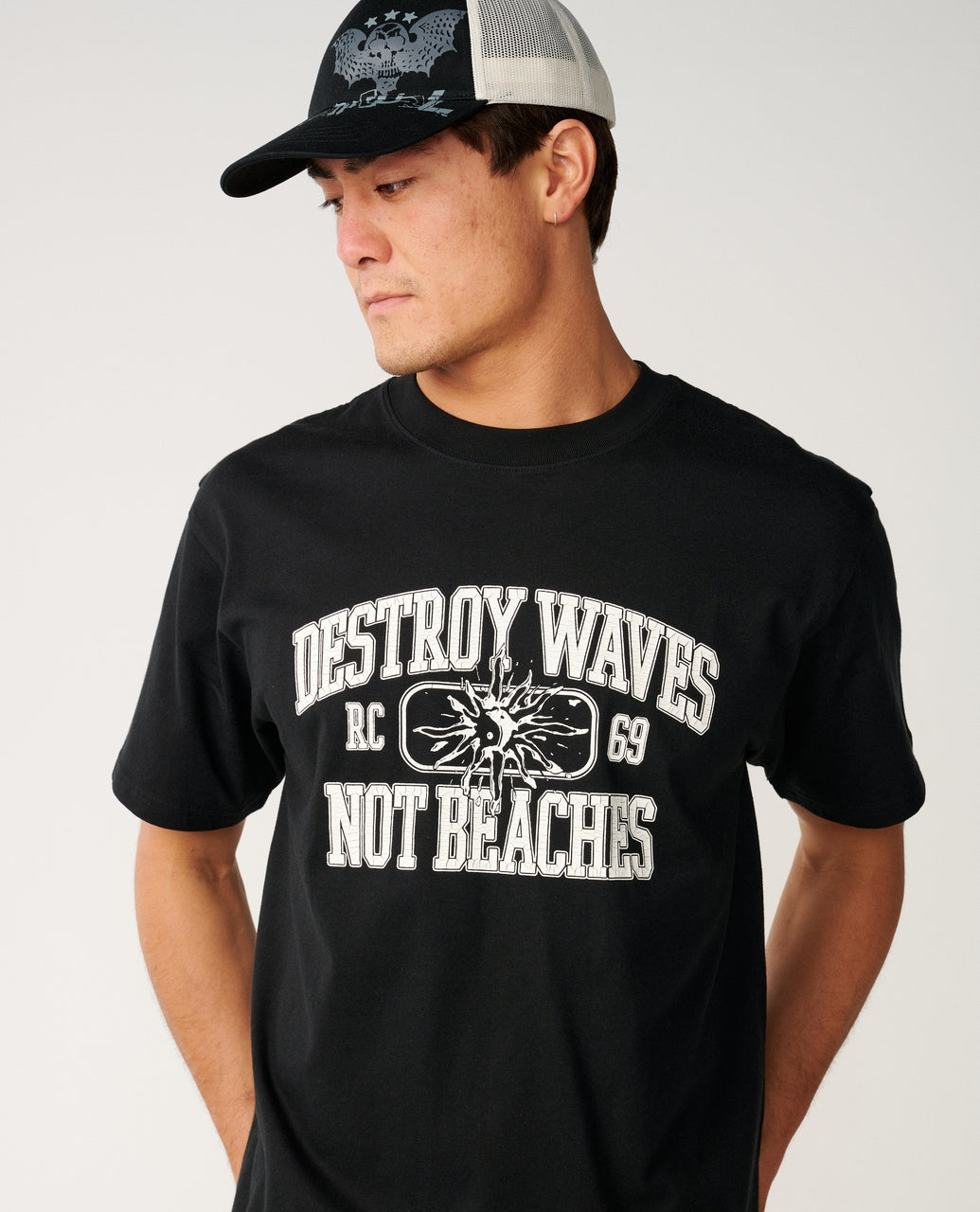 Rip Curl Disorder Destroy Waves Loose T-Shirt