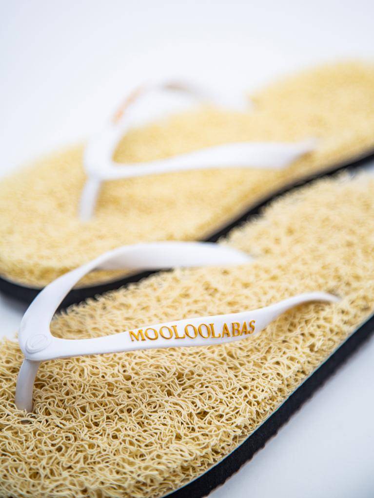 ANGELINA - Mooloolabas