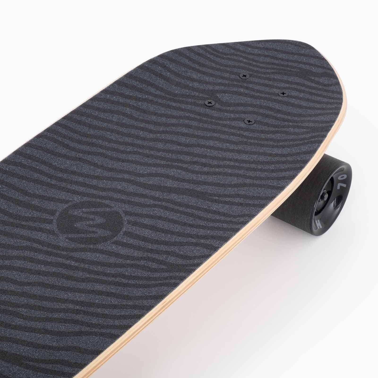 Landyachtz Dinghy Classic Fender Midnight Dip 29" Cruiser Longboard