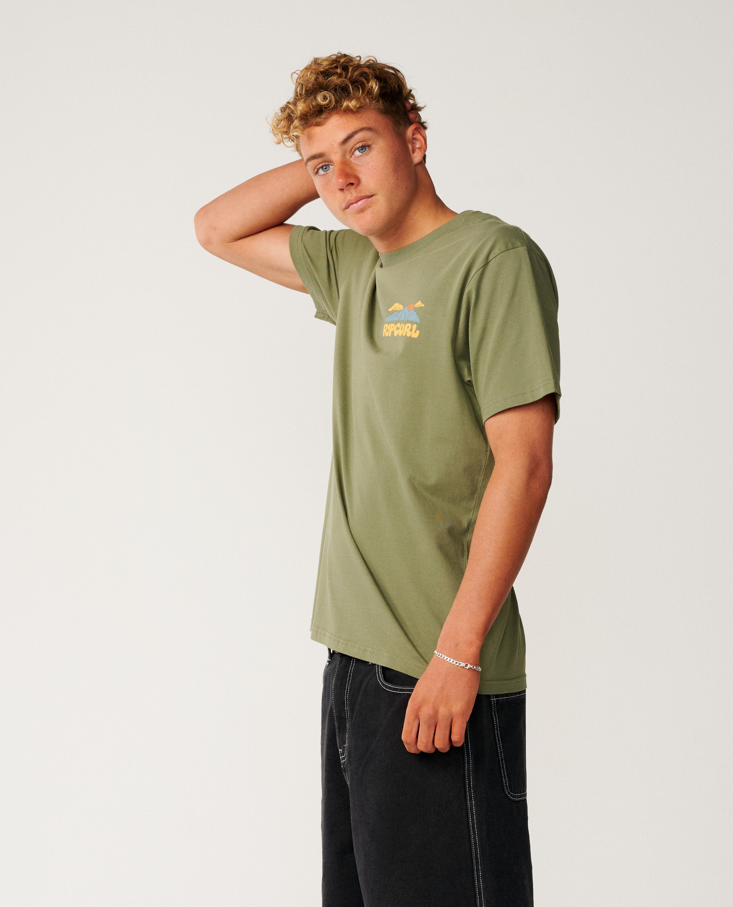 Rip Curl Surf Trip Relaxed Fit T-Shirt