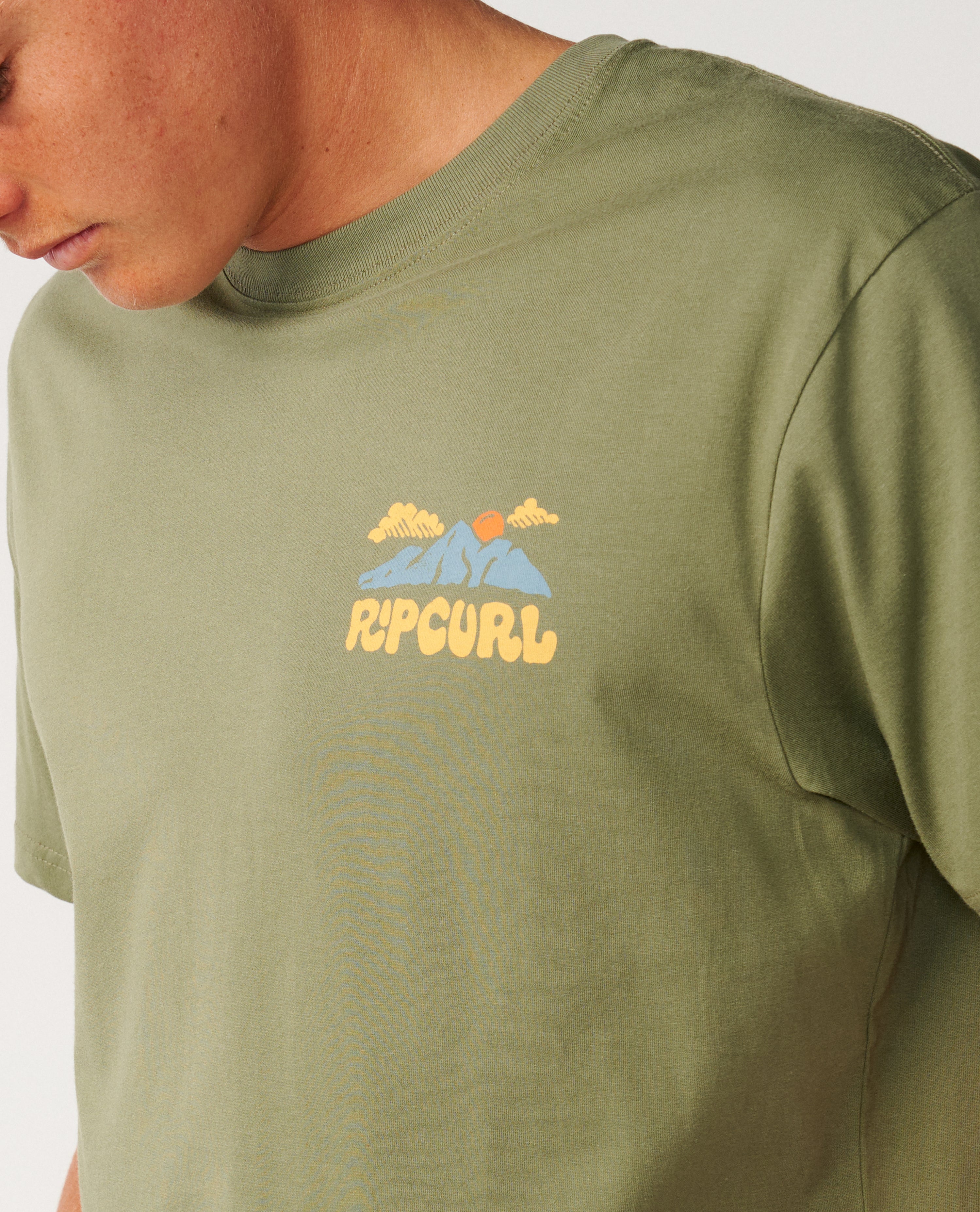 Rip Curl Surf Trip Relaxed Fit T-Shirt
